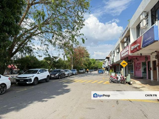 Shop for rent in Malaka