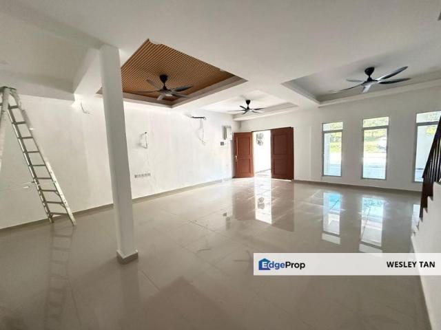 House for sale in Malaka