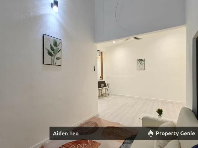 Terraced House for sale in Malaka