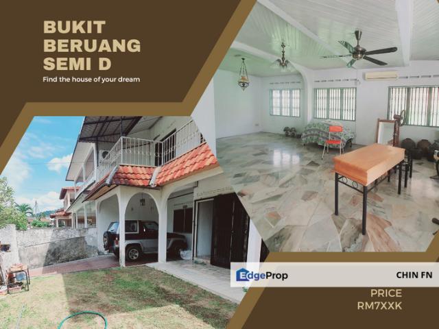 House for sale in Malaka