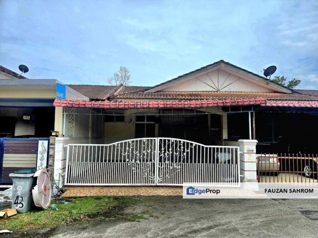 House for sale in Sendayan Village, Negeri Sembilan