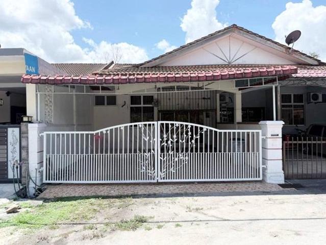 Terraced House for sale in Sendayan Village, Negeri Sembilan