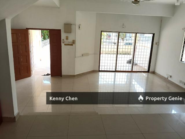 Terraced House for rent in Country Heights Damansara, Kuala Lumpur