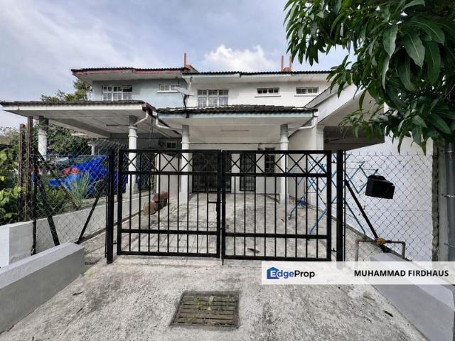 House for sale in Taman Bukit Dahlia, Masai