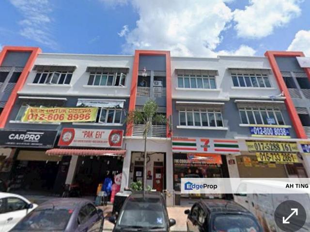 Shop for sale in Taman Bukit Dahlia, Masai