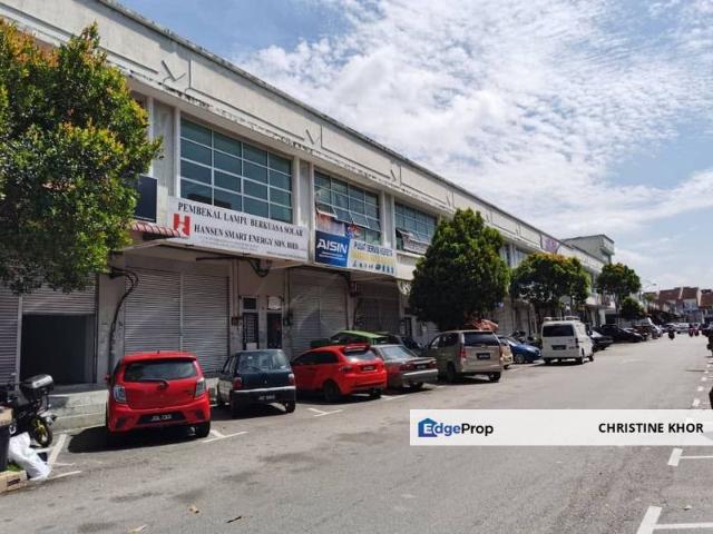 Shop for sale in Taman Bukit Dahlia, Masai
