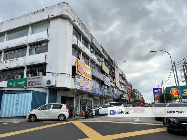 Shop for rent in Petaling, Damansara Damai