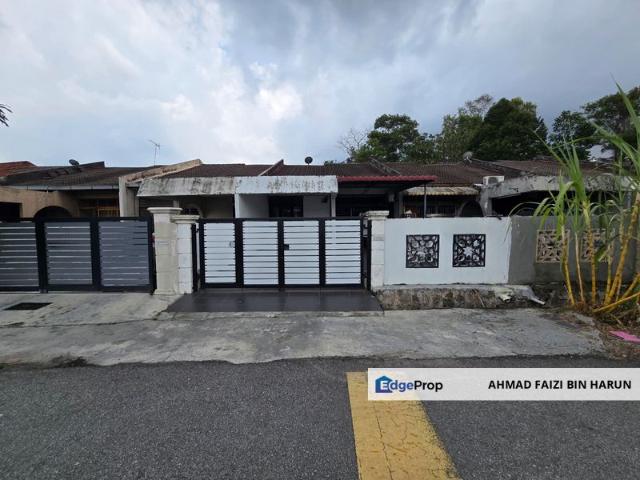 House for sale in Sendayan Village, Negeri Sembilan