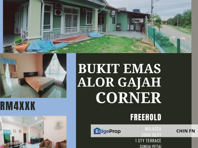 House for sale in Malaka