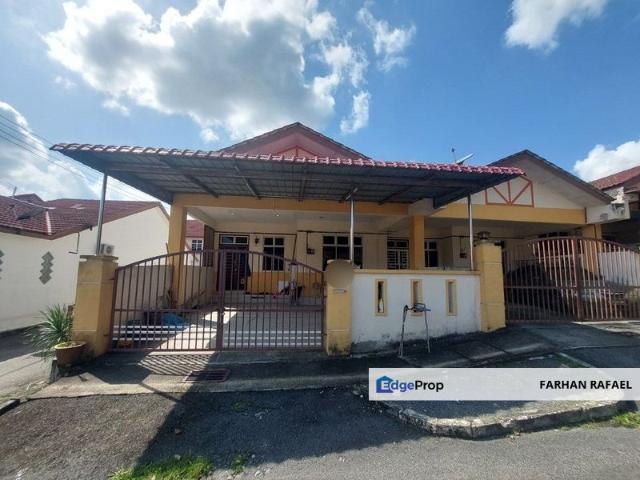 House for sale in Sendayan Village, Negeri Sembilan