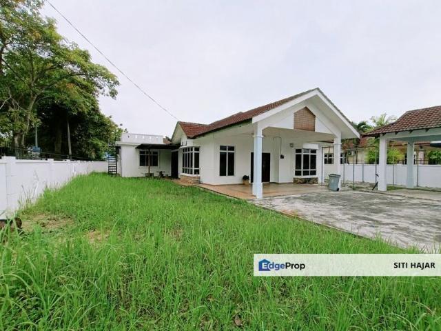 House for sale in Sendayan Village, Negeri Sembilan