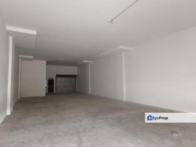 Shop for rent in Bukit Ledang, Johor