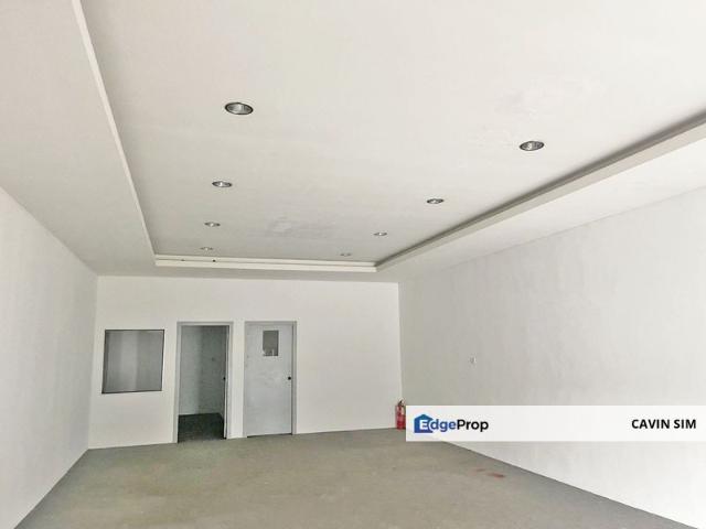 Shop for rent in Bukit Ledang, Johor