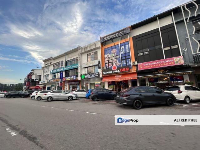 Shop for rent in Bukit Ledang, Johor