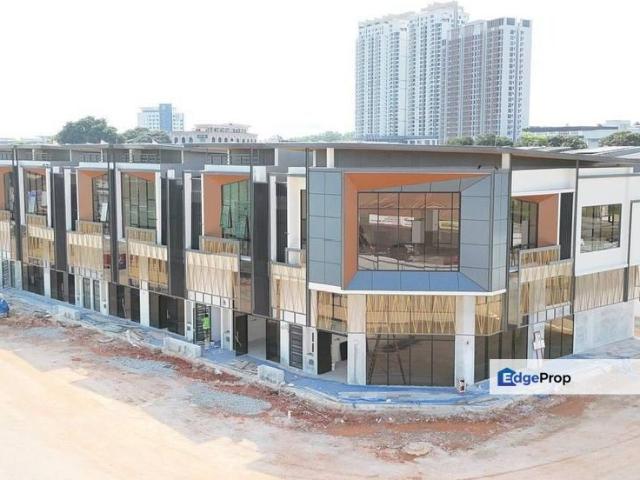 Shop for rent in Bukit Ledang, Johor