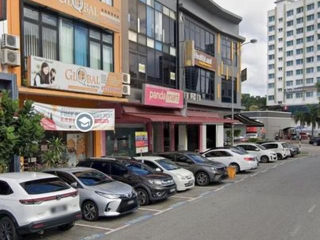 Shop for rent in Bukit Ledang, Johor