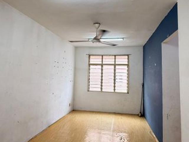 Flat for rent in Pulai, Bukit Ledang