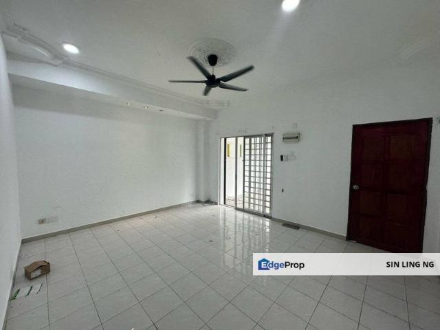 House for sale in Pulai, Bukit Ledang