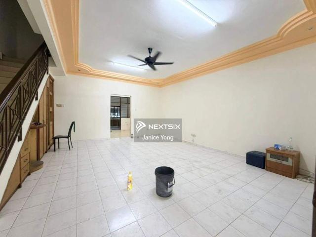 House for rent in Pulai, Bukit Ledang