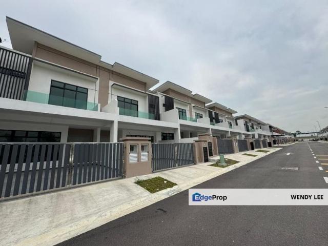 House for sale in Pulai, Bukit Ledang
