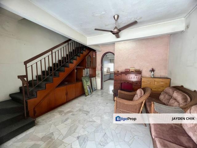 House for sale in Country Heights Damansara, Kuala Lumpur