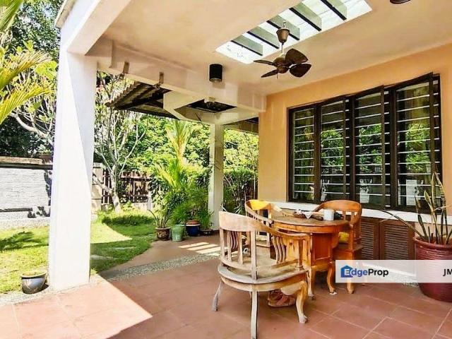 House for sale in Country Heights Damansara, Kuala Lumpur