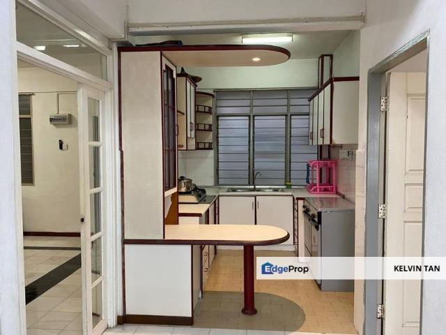Flat for rent in Mukim 13, Georgetown