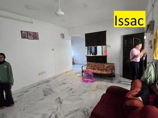 Apartment for sale in Barat Daya, George Town