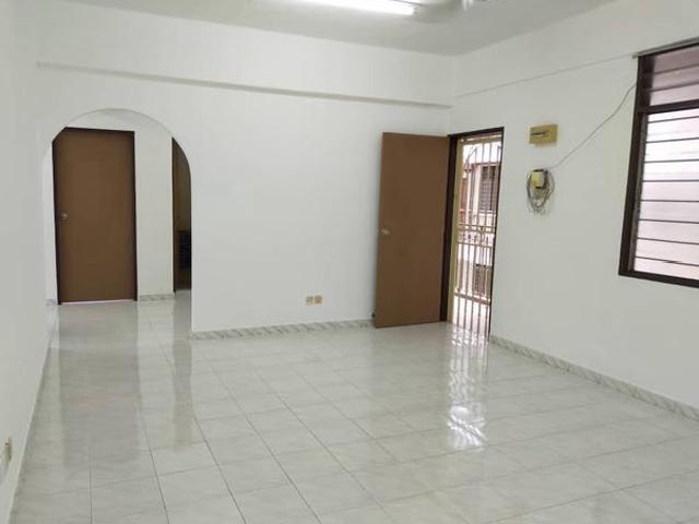 Apartment for sale in Georgetown, Penang