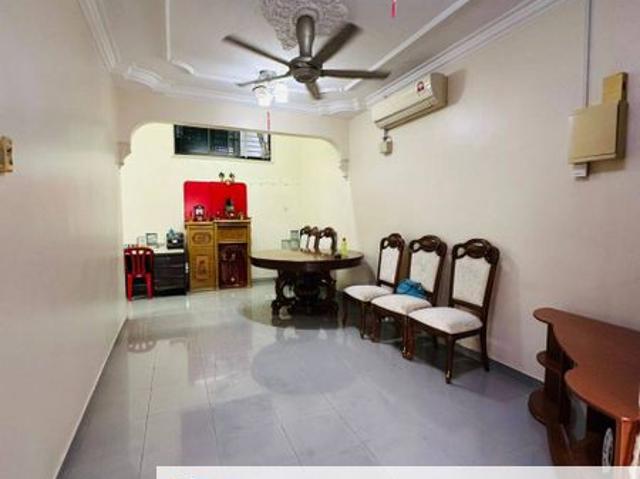House for sale in Ulu Tiram, Johor