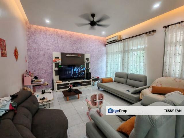 House for sale in Ulu Tiram, Johor