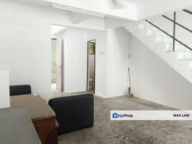 House for sale in Ulu Tiram, Johor