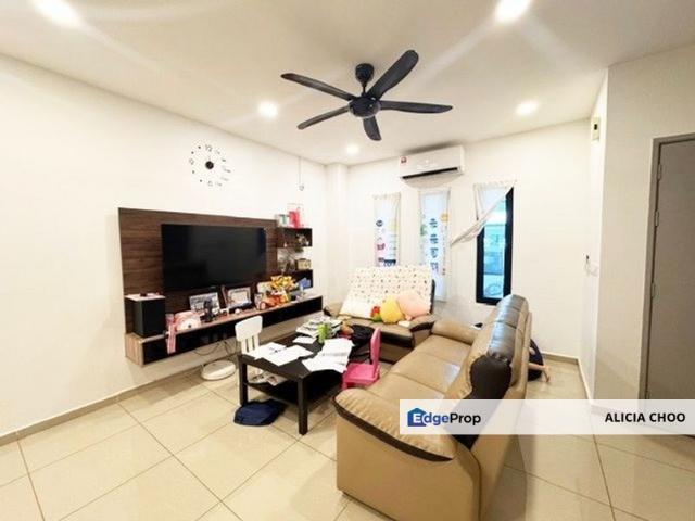 House for sale in Ulu Tiram, Johor