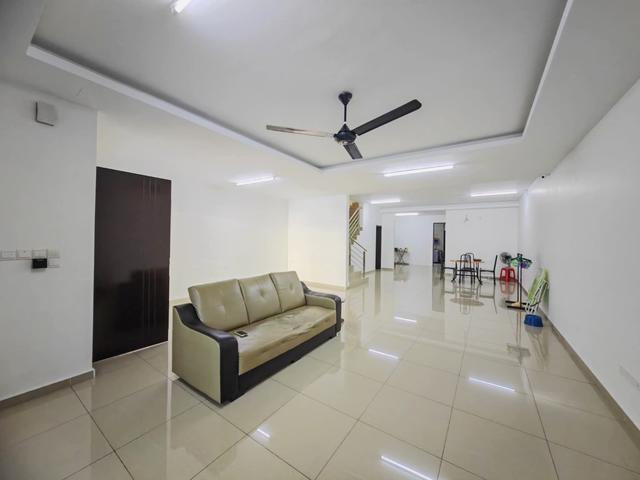 Terraced House for sale in Ulu Tiram, Johor