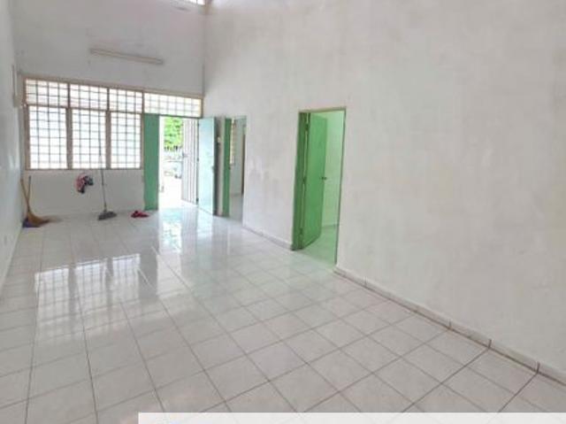 House for sale in Ulu Tiram, Johor