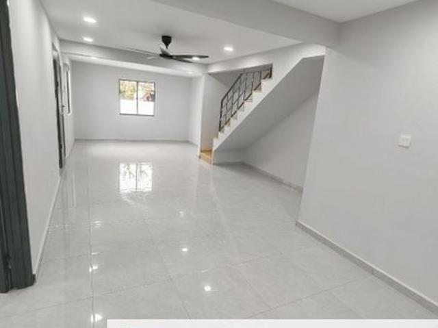 House for sale in Ulu Tiram, Johor