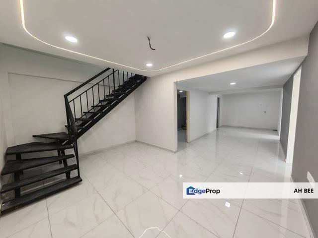 House for sale in Ulu Tiram, Johor