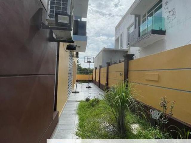 House for sale in Ulu Tiram, Johor