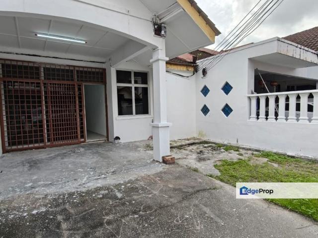 House for sale in Ulu Tiram, Johor