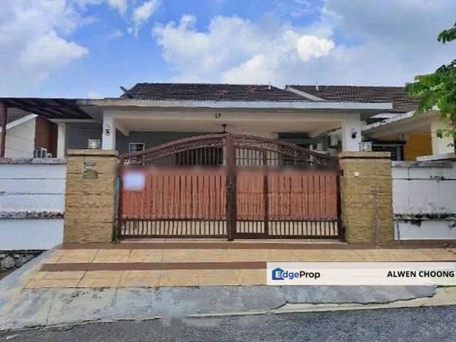House for sale in Sendayan Village, Negeri Sembilan