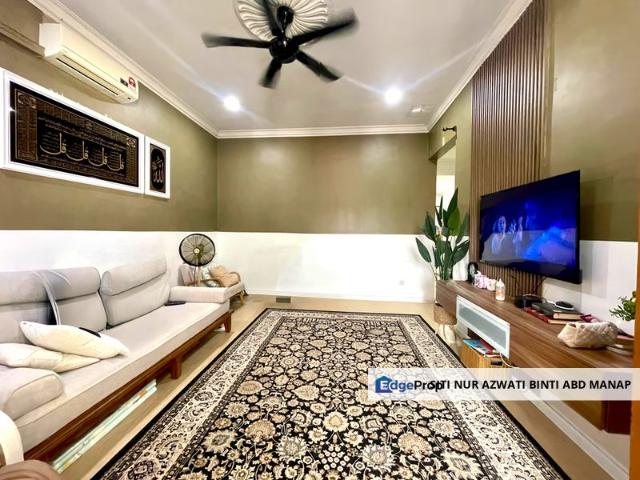 House for sale in Malaka