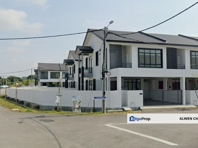 House for sale in Malaka