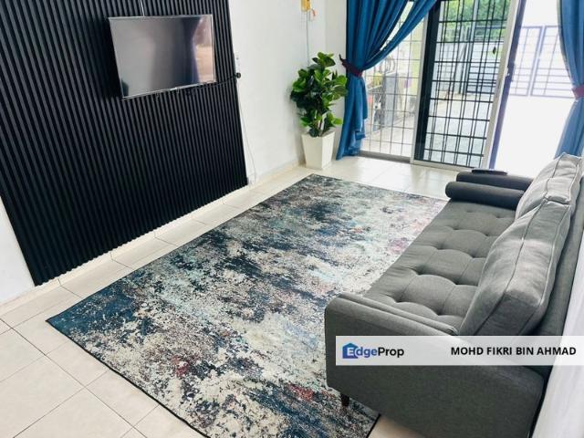 House for rent in Malaka