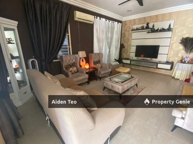 Residential House for sale in Malaka