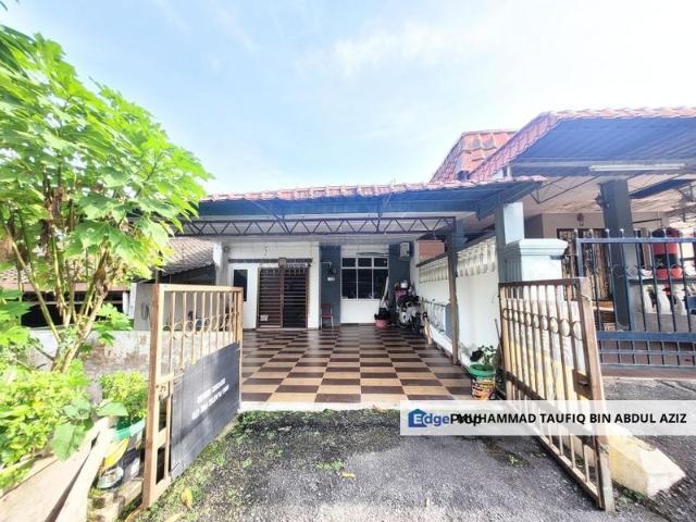 House for sale in Sendayan Village, Negeri Sembilan
