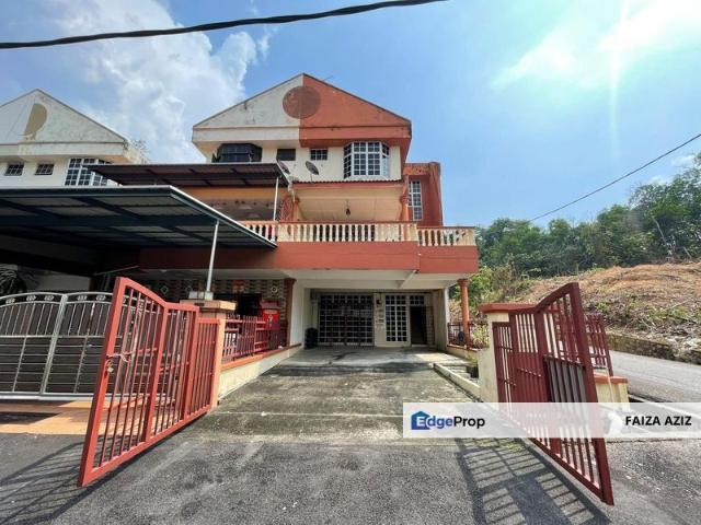 House for sale in Sendayan Village, Negeri Sembilan