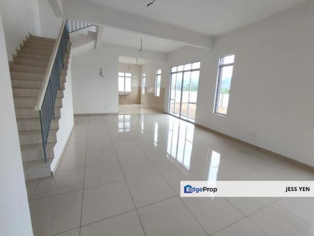 House for sale in Sendayan Village, Negeri Sembilan