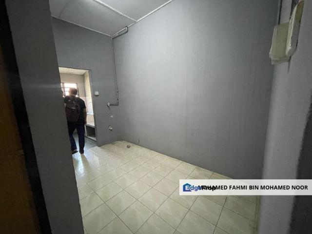 House for sale in Taman Bukit Kuchai, Majlis Bandaraya Subang Jaya