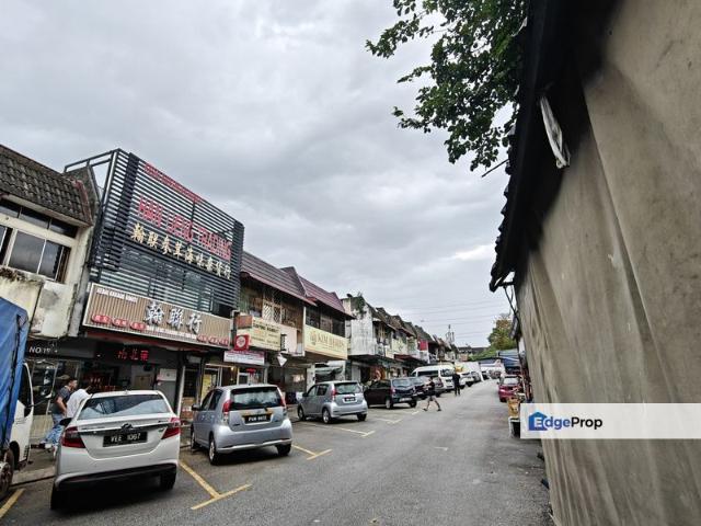 Shop for rent in Country Heights Damansara, Kuala Lumpur