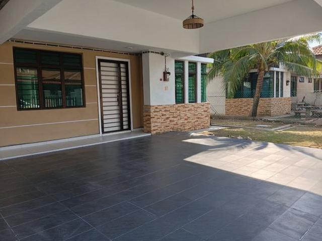 Residential House for sale in Malaka